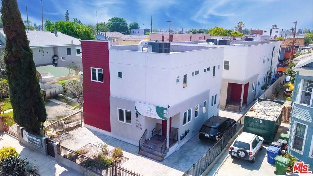 Photo of Listing #25563791