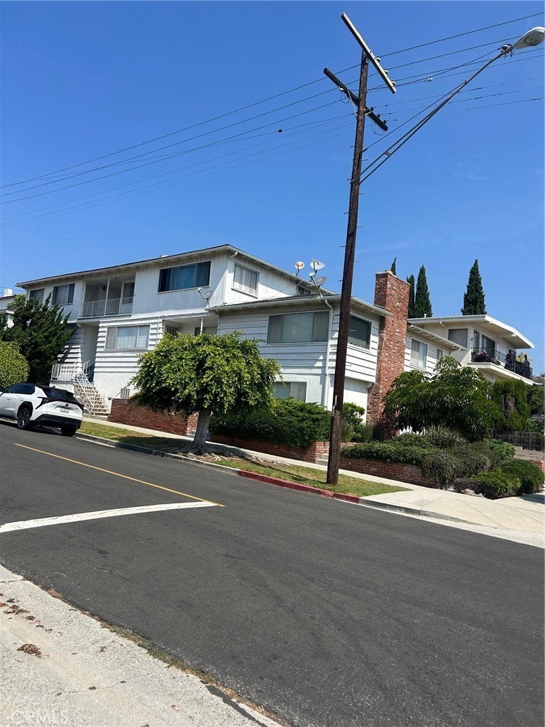 Photo of Listing #SB25158264