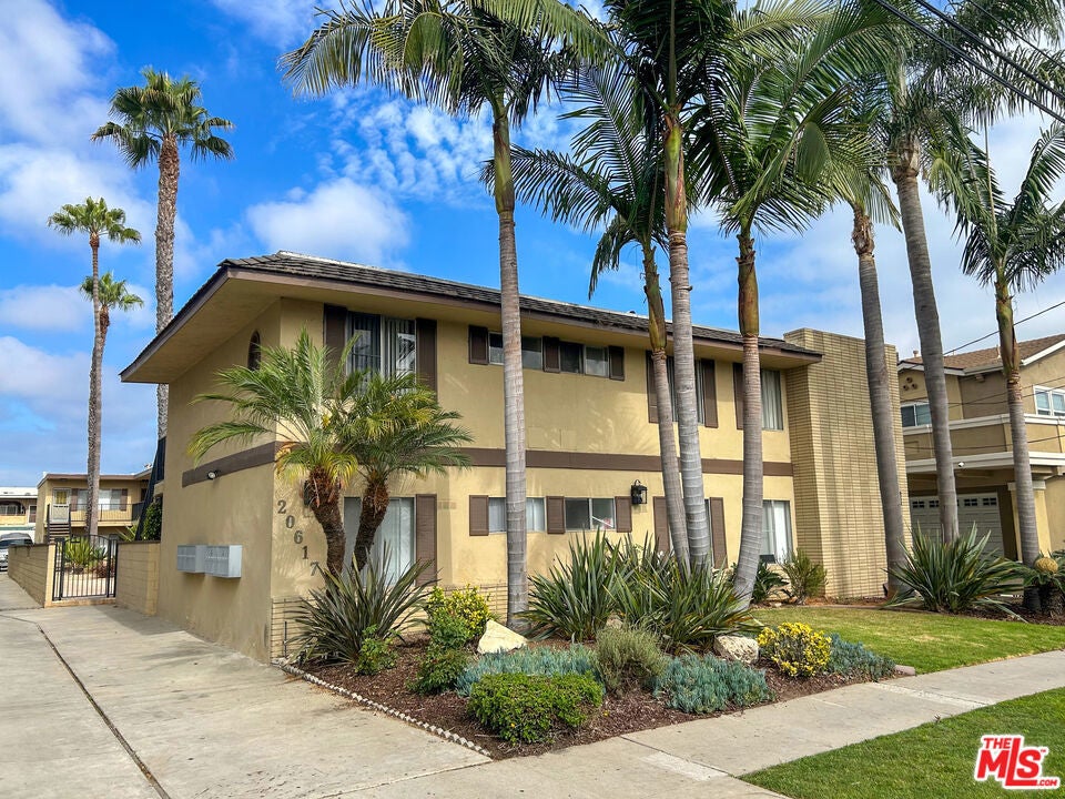 Photo of Listing #25570587