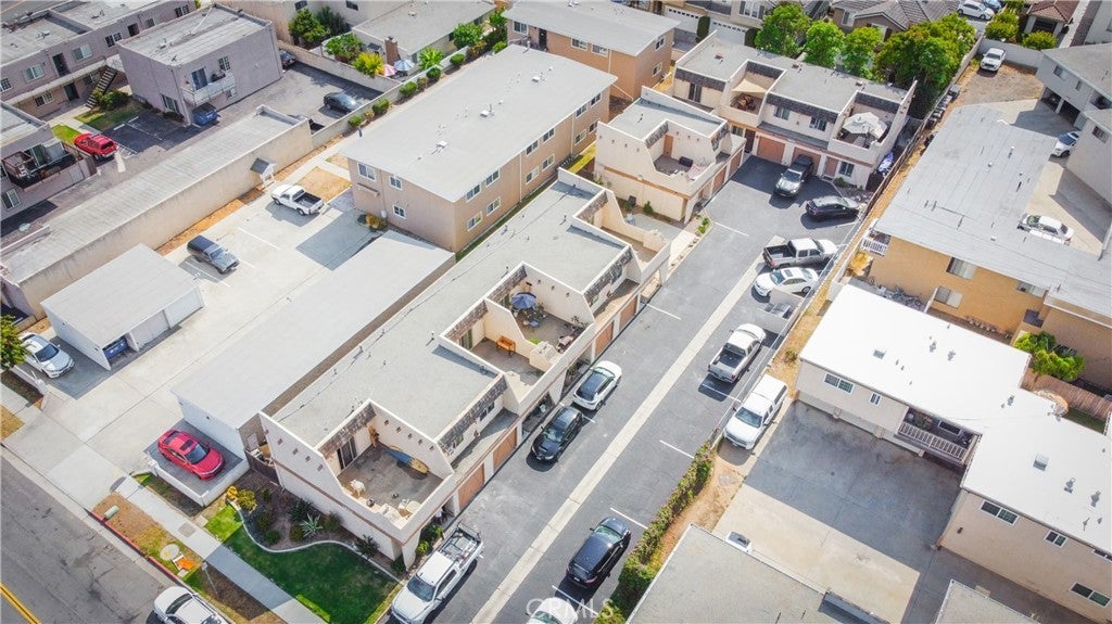 Photo of Listing #OC25159555