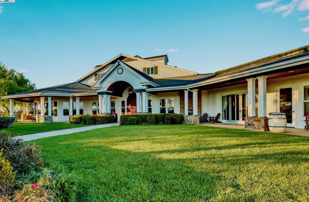 Photo of Listing #41107005