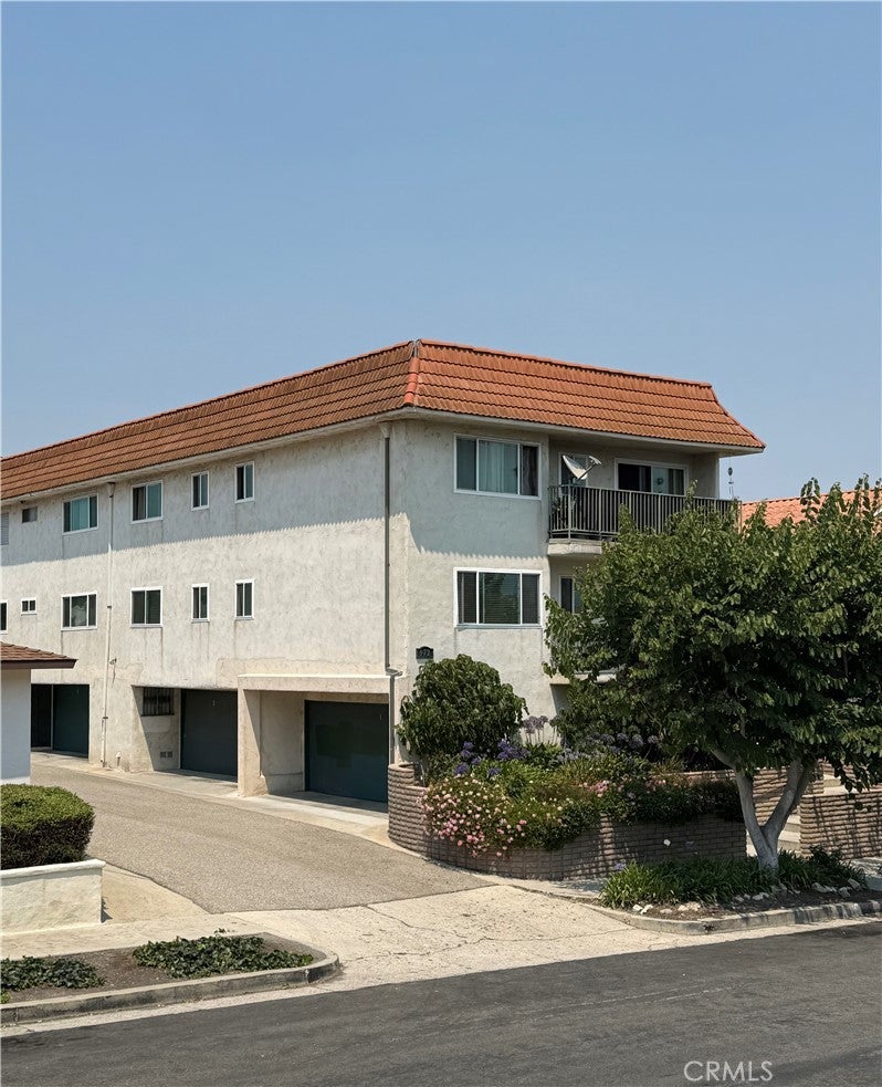 Photo of Listing #SB25174874