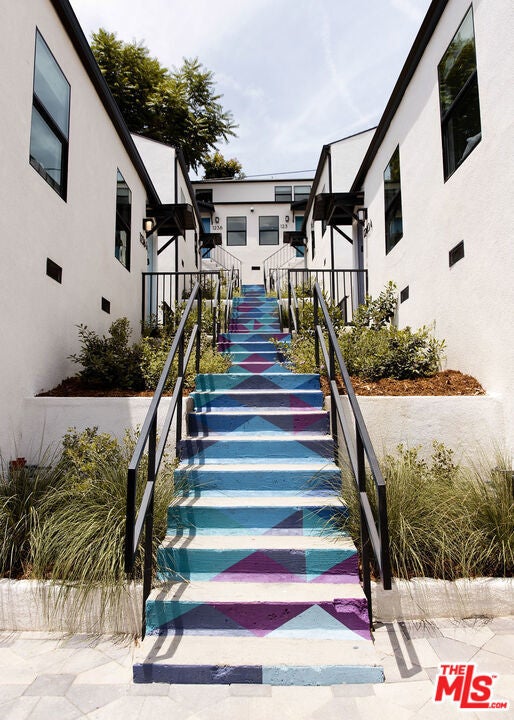 Photo of Listing #25575077