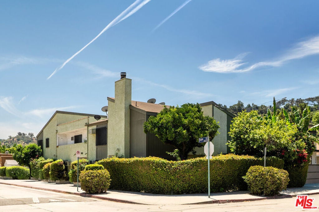 Photo of Listing #25562927