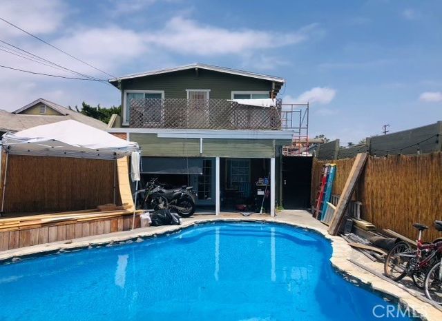 2238 Walnut Avenue, Signal Hill