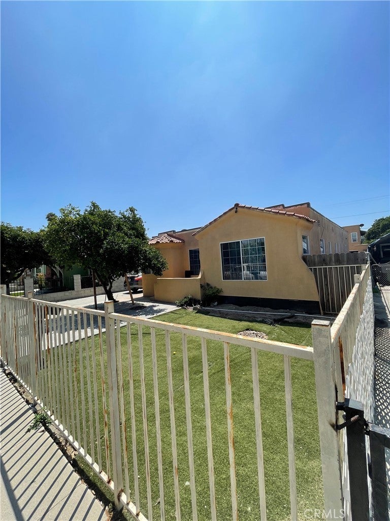 Photo of Listing #RS25183254