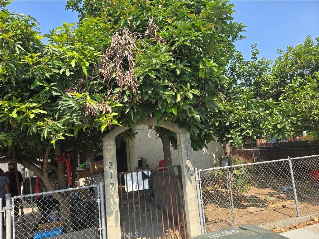 317 Gifford Avenue, Los Angeles