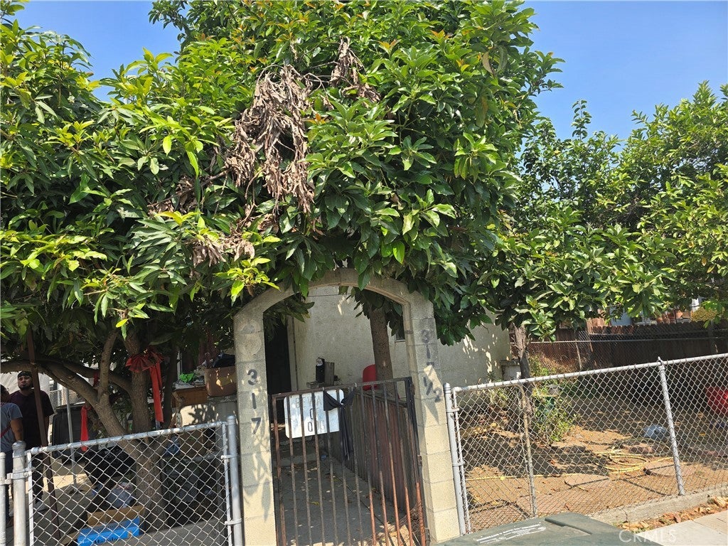 317 Gifford Avenue, Los Angeles