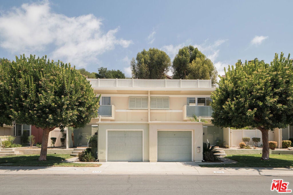 Photo of Listing #25579391