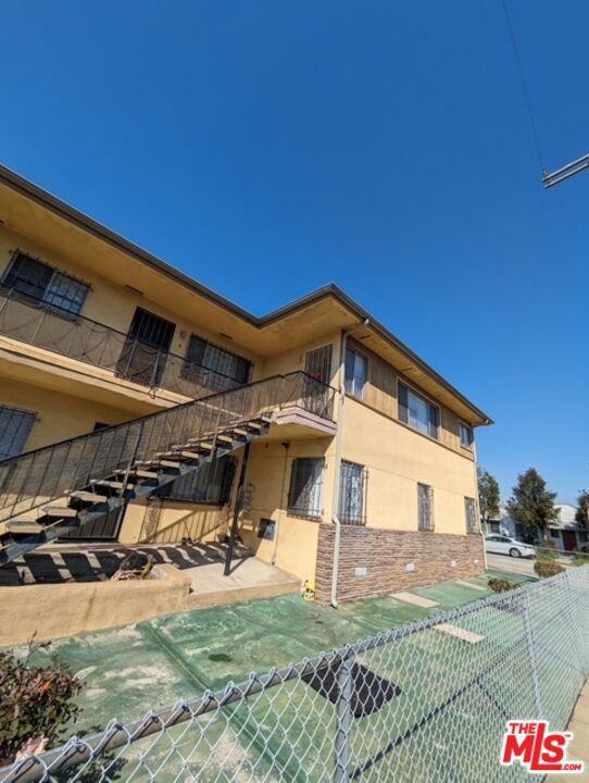 Photo of Listing #25579525