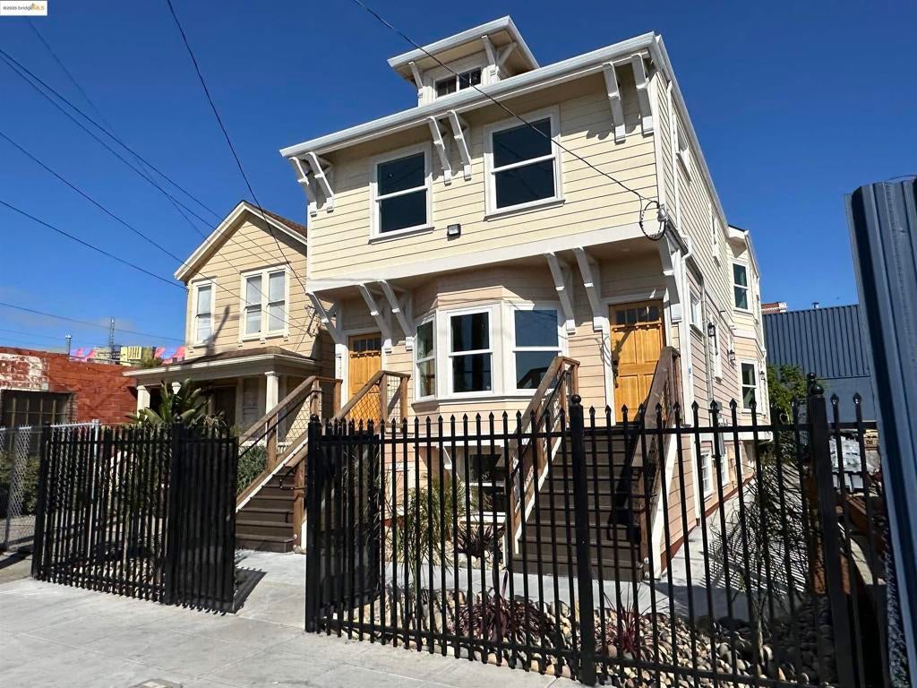 3508 Adeline Street, Oakland