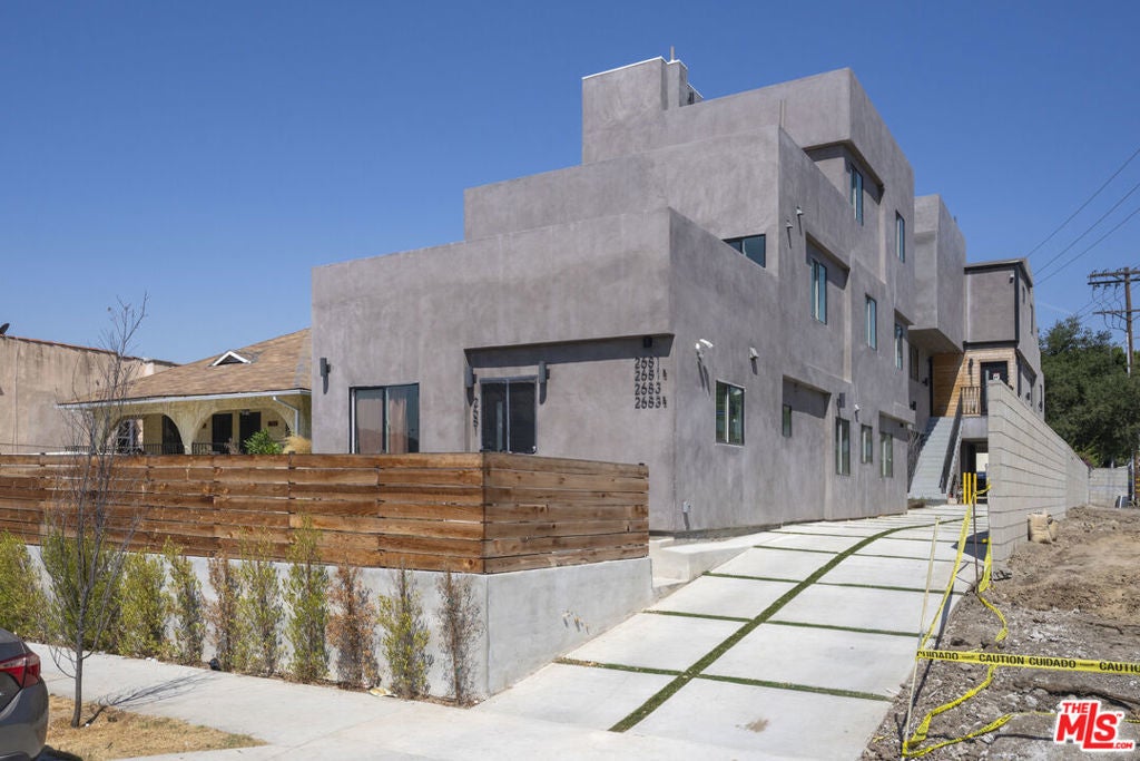 Photo of Listing #25580481