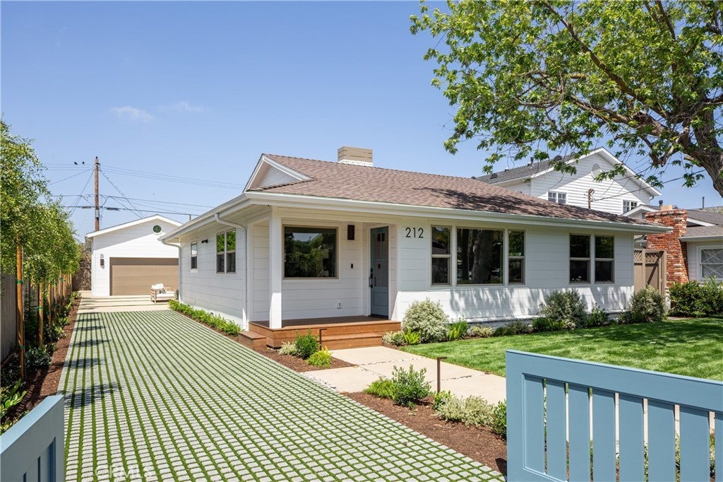 Photo of Listing #NP25191994