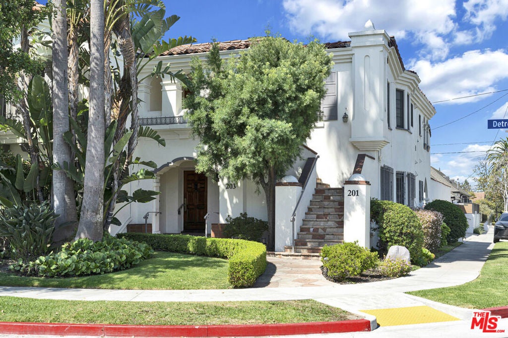 Photo of Listing #25582565