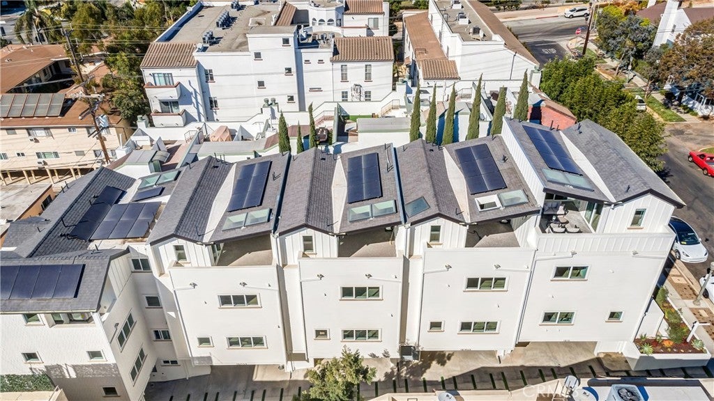 Photo of Listing #PW25188977