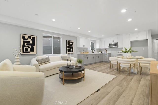 22022 Pioneer Blvd, Hawaiian Gardens