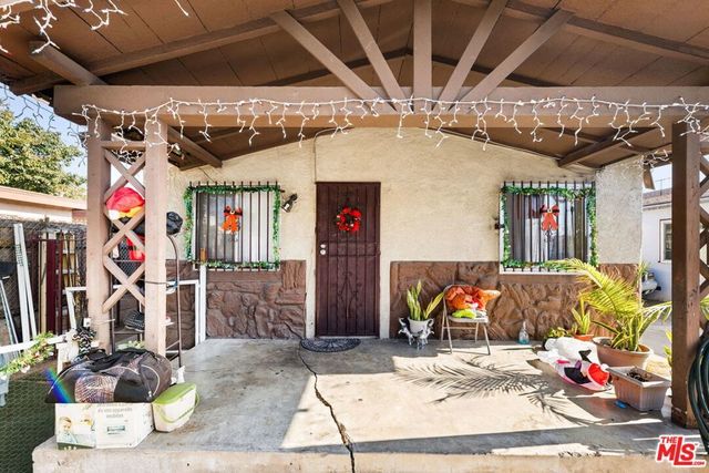 1114 S Kern Avenue, Los Angeles