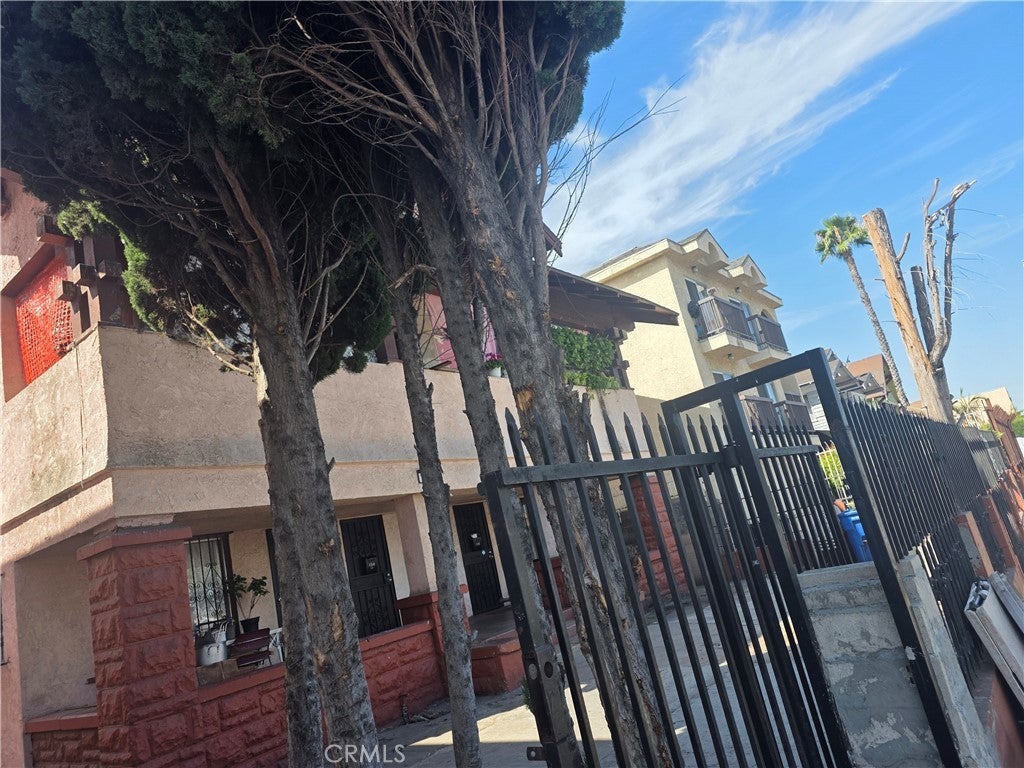 Photo of Listing #DW25194546