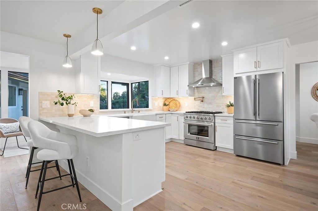 1985 Highland Oaks Drive, Arcadia