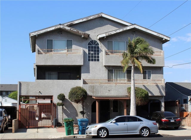 4707 W 120th Street, Hawthorne.