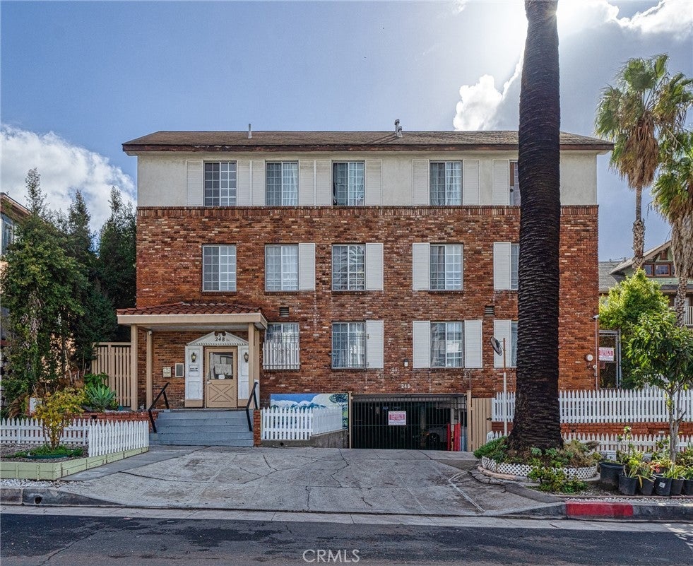 Photo of Listing #SR25199026