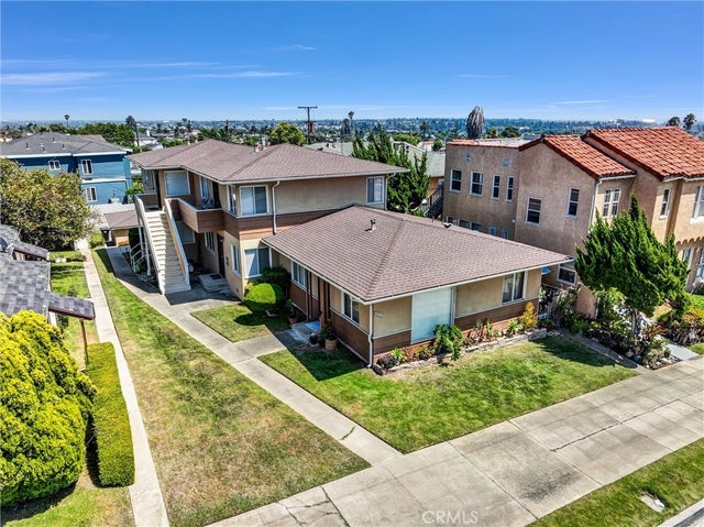 6006 Overhill Drive, Los Angeles