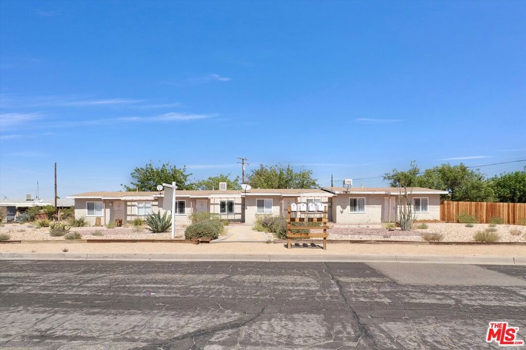 Photo of Listing #25590351