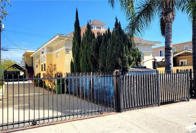 717 E 24th Street, Los Angeles