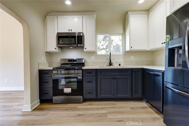 7400 S Hobart, Los Angeles