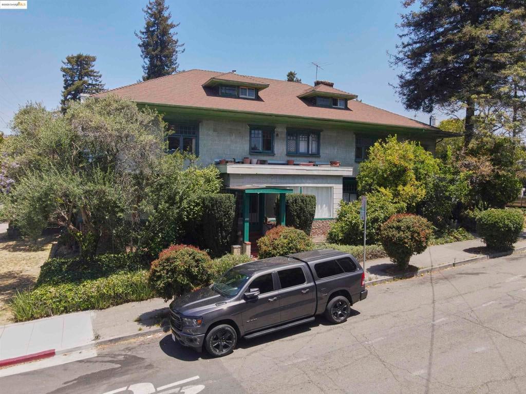 Photo of Listing #41111551