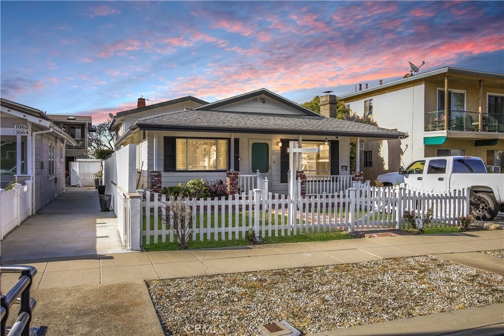 Photo of Listing #SB25218270