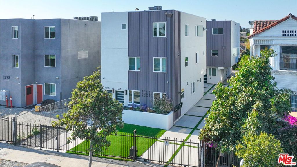 Photo of Listing #25591791