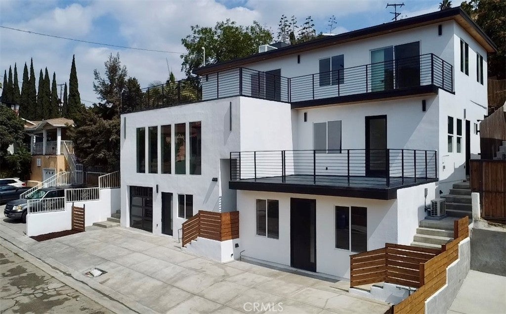 Photo of Listing #MB25218507