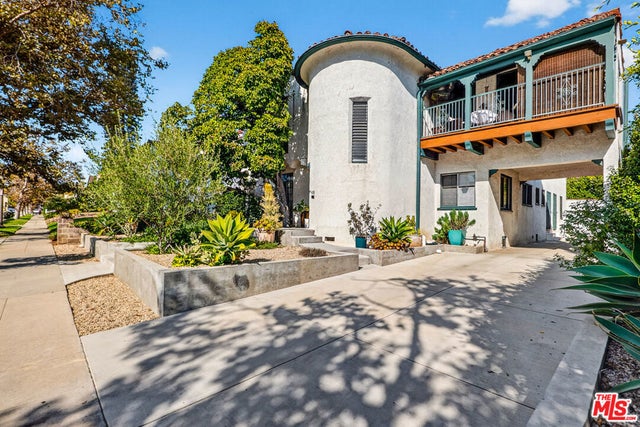 420 N Orange Drive, Los Angeles