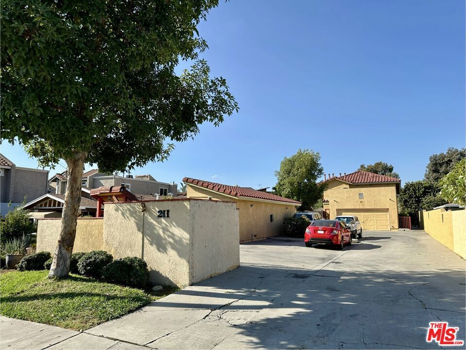 Photo of Listing #25594543