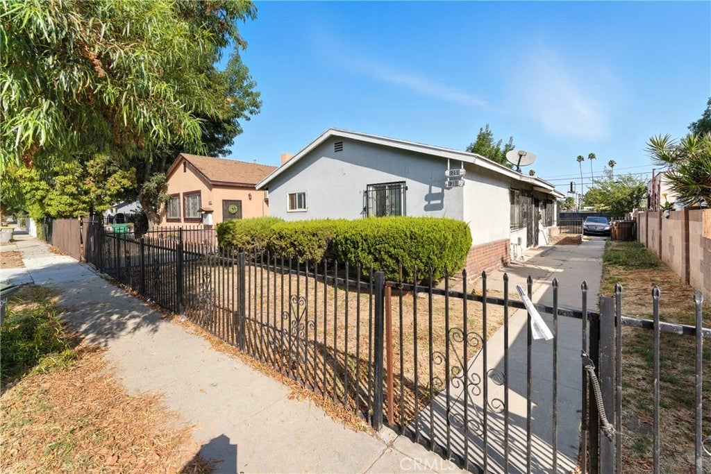 1257 87th Street, Los Angeles