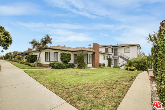 5348 W 57th Street, Los Angeles