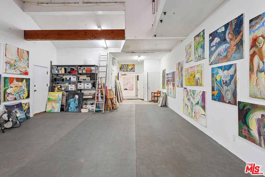 Photo of Listing #25595597