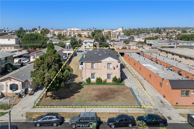 6027 10th Avenue, Los Angeles