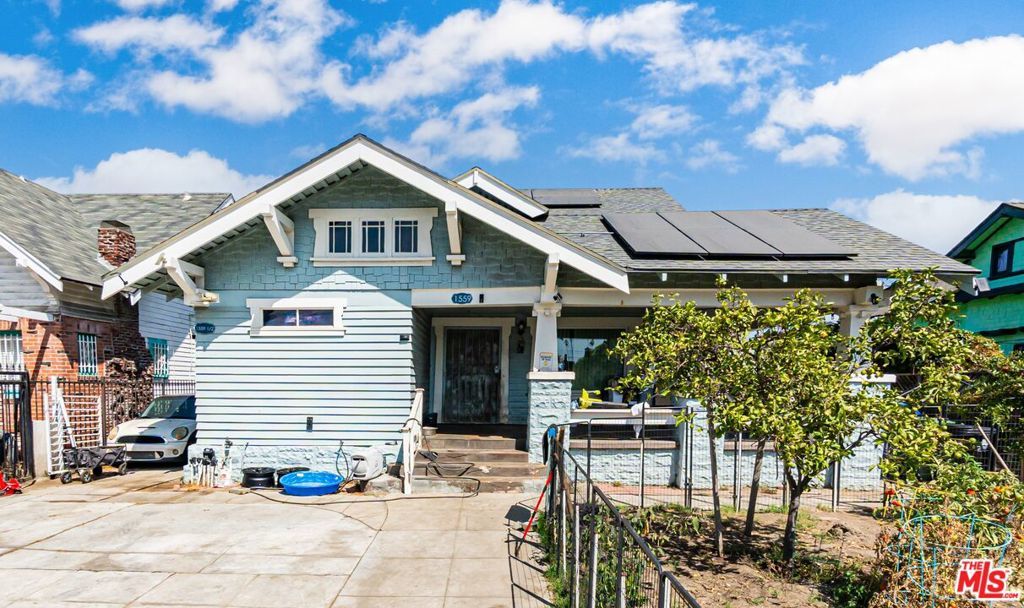 Photo of Listing #25597167