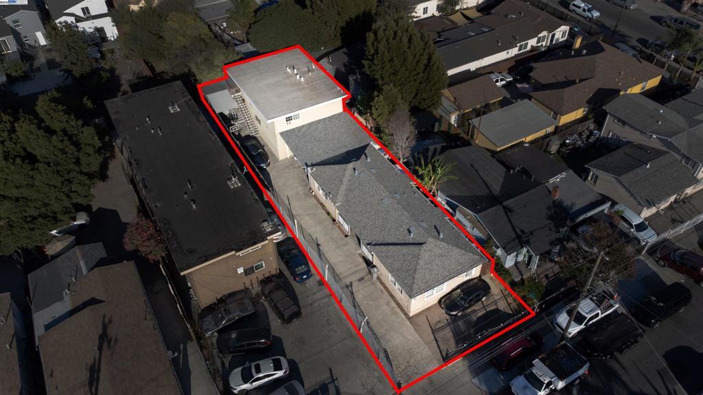 9318 Olive St, Oakland