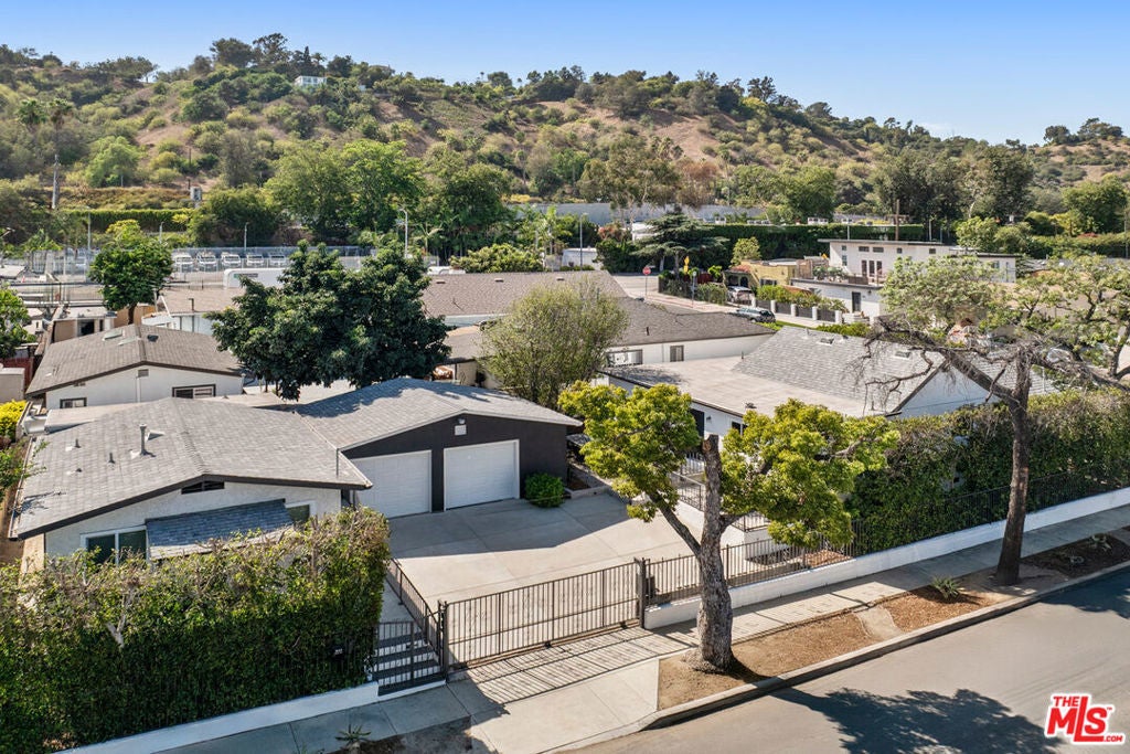 Photo of Listing #25596851