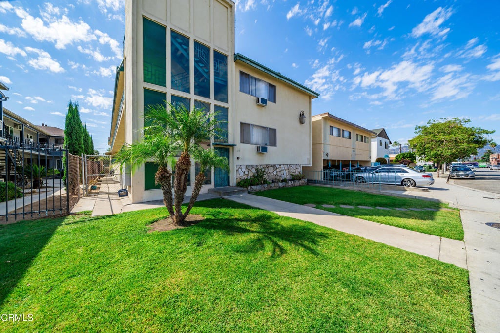 Photo of Listing #P1-24445