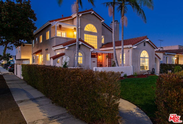 1659 83rd Street, Los Angeles