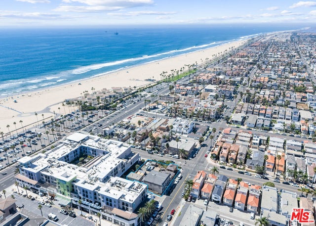 517 Walnut Avenue, Huntington Beach