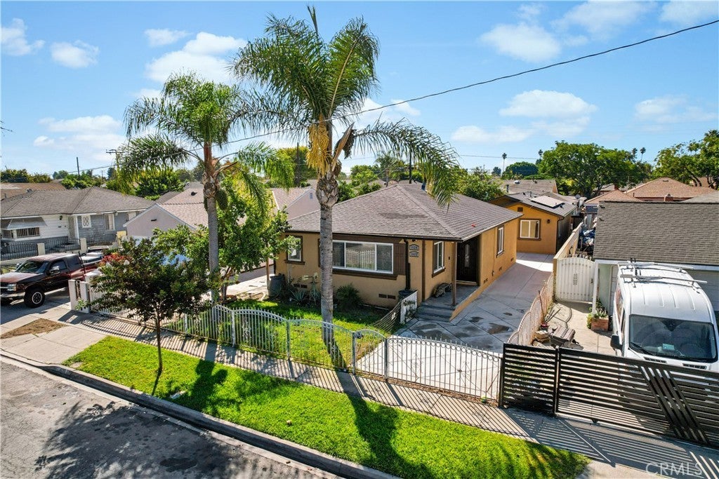 Photo of Listing #PW25238417