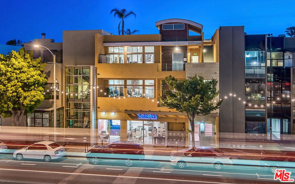 Photo of Listing #25605795