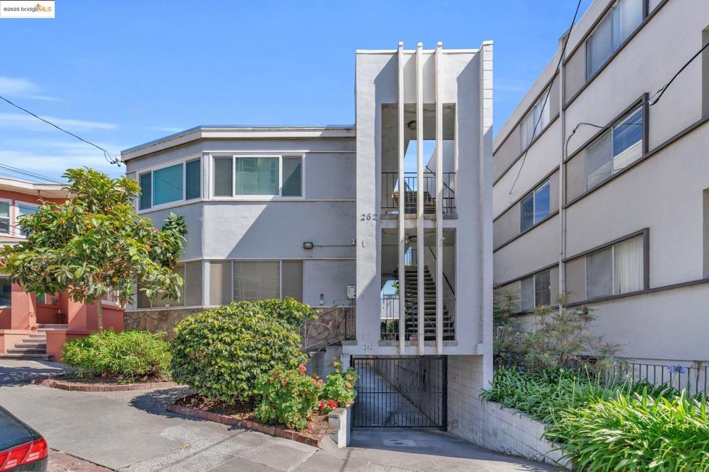 Photo of Listing #41114763