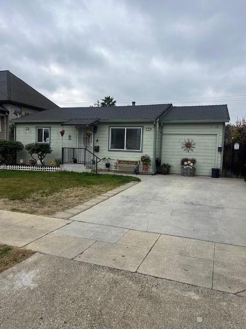 7521 Chestnut Street, Gilroy