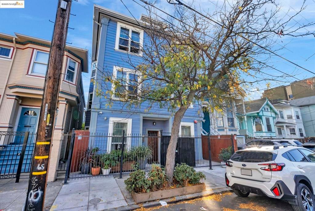 Photo of Listing #41115071